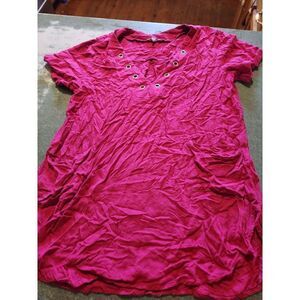 Jodifl pink  vneck grommet top sz Large